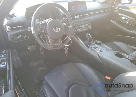 2021 Toyota Supra Base z USA, uszkodzony, nr VIN WZ1DB0C0XMW043840